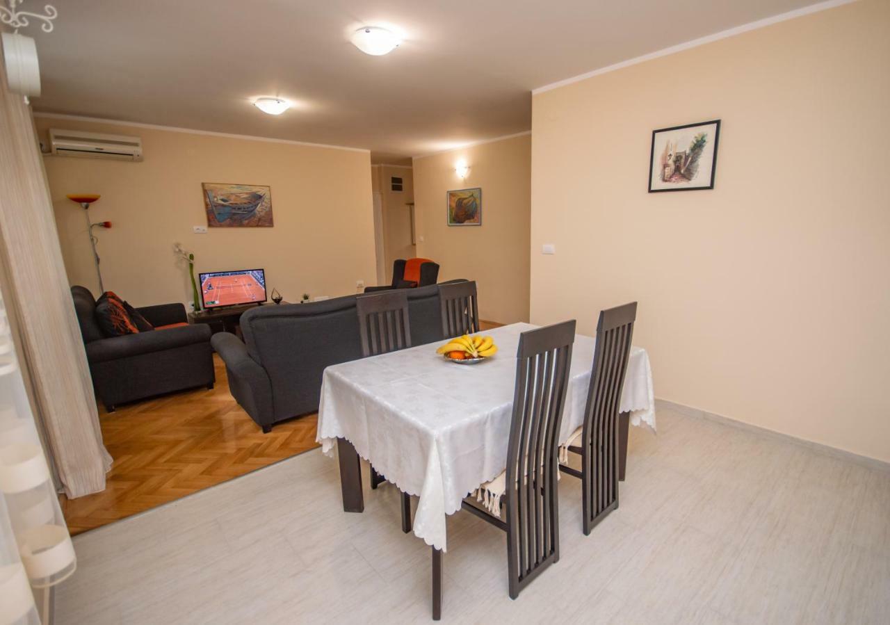 Apartment Nikolic Kotor Exterior foto